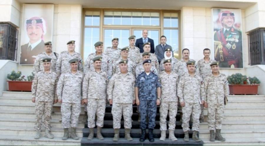 المساعد للتخطيط والتنظيم والموارد الدفاعية يزور هيئة الإتصالات الخاصة