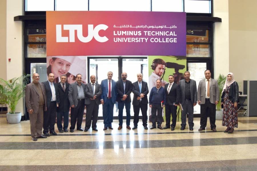 ضمن التعاون ما بين القطاعين العام والخاص وفد من التدريب المهني يزور كلية لومينوس الجامعية