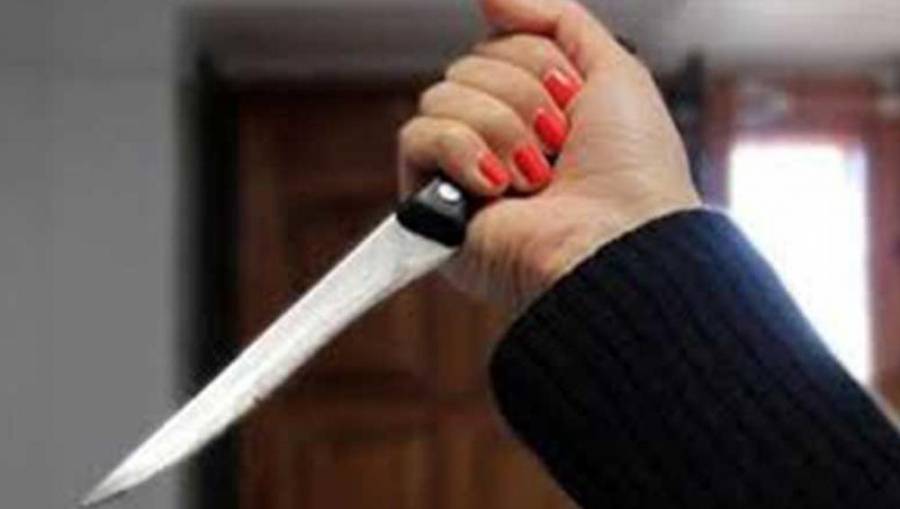 أغرب جريمة قتل في إنجلترا تقطع رأس والدتها.. تفاصيل