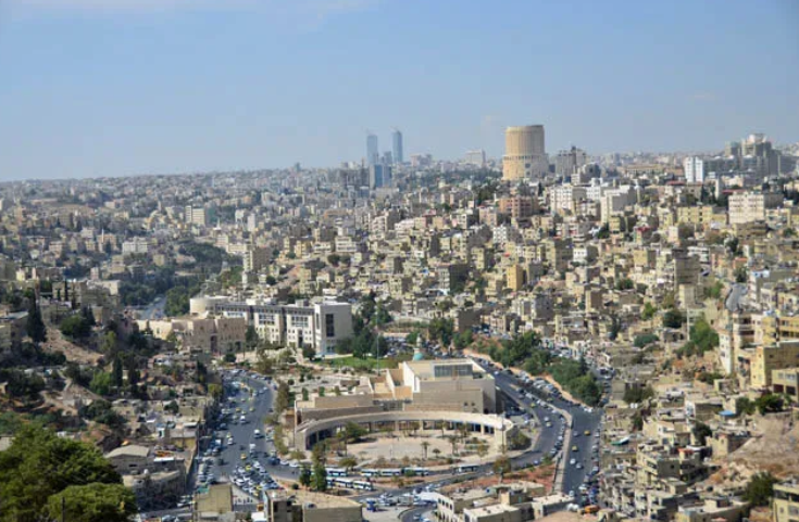 طقس دافئ نسبياً وارتفاع ملموس على الحرارة غدا