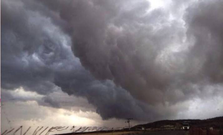 منخفض جوي خماسيني عميق يؤثر على المملكة الخميس