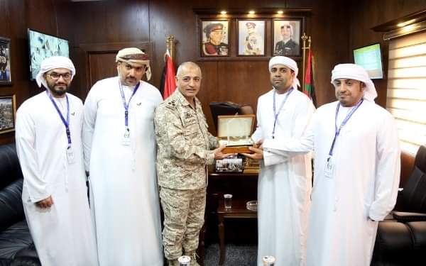 دورة العلاقات العامة التأسيسية والتقدمية تزور مديرية التوجيه المعنوي