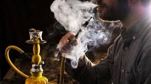 منع  الشيشة في كافة مطاعم ومقاهي قطر