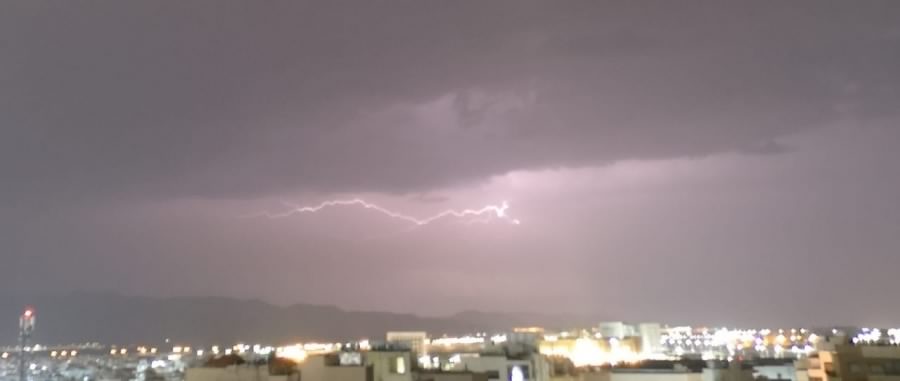 طقس العرب يكشف ذروة المنخفض الجوي الليلة