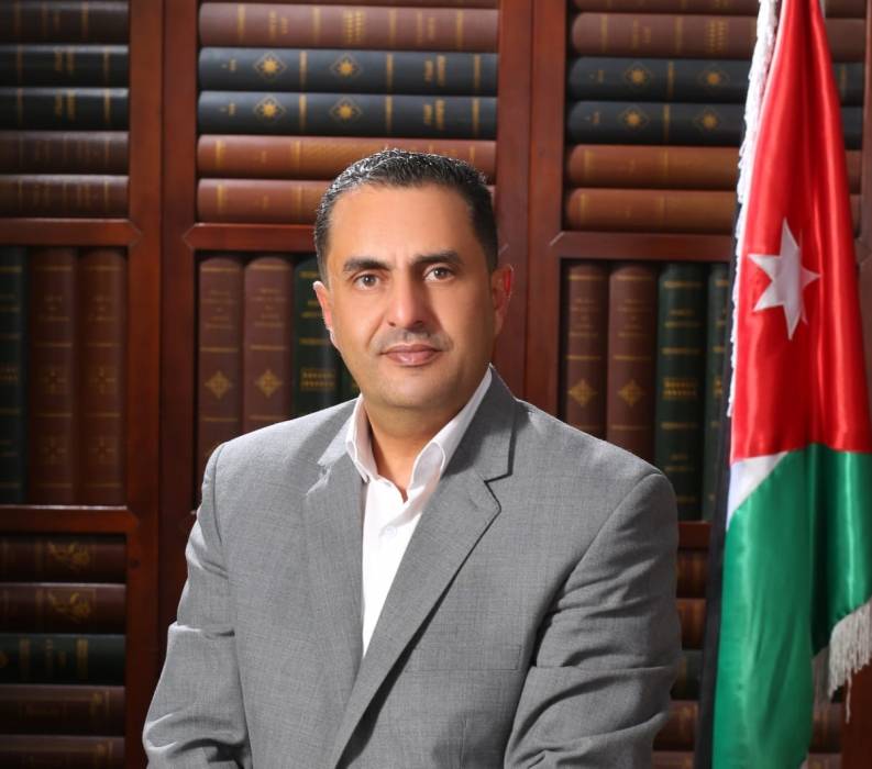 الاحتياط الاستراتيجي ونموذج الدولة الاردنيه في التعامل مع الازمات.