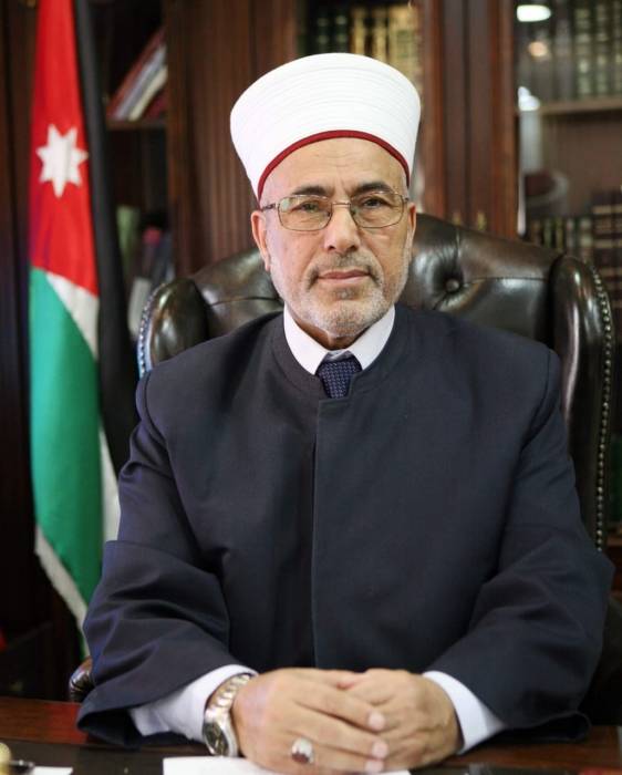 قاضي القضاة يعلن آلية العمل في المحاكم الشرعية