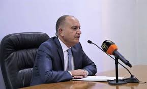 العضايلة: الحكومة تركز الآن لمنع انتشار كوورنا في الأردن