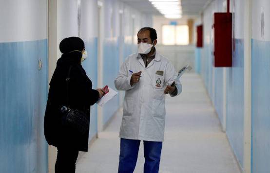 السياحة تطلب من المحجور عليهم بالفنادق البقاء في غرفهم وعدم التجوال في ممرات الفندق