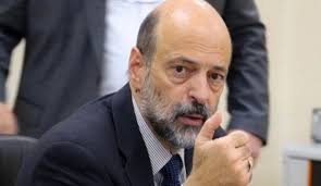 رئيس الوزراء : الحكومة لن تمس أيّ ملكية خاصة فالإمكانات الرسميّة تفي بالحاجة وأوامر الدفاع ستكون لحماية وصحة المواطنين