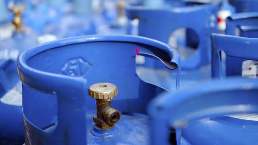 عاجل : رفع عدد اسطوانات الغاز بمحطات تعبئة المصفاة وزيادة ساعات العمل فيها