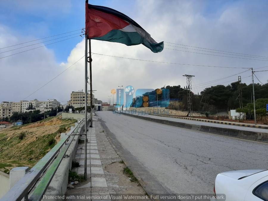 شاهد بالصور .. شاهد ماذا حدث بشوارع عمان  عقب قرار حظر التجول
