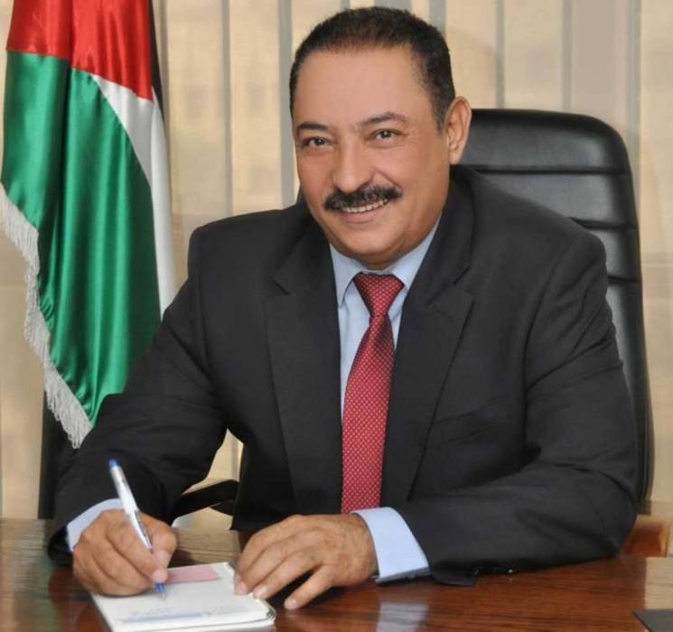 الجبور يناشد الأردنيين بتقليل استخدام الإنترنت