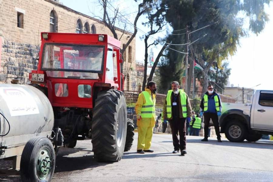 تعقيم أكثر من 15 منطقة ضمن حدود اربد الكبرى... صور