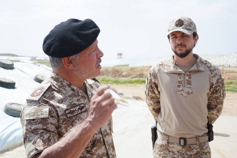 الملك يطمئن على المخزون الاستراتيجي لمستوعبات صوامع الحبوب في الغباوي