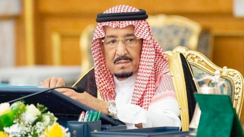 الملك سلمان يمنع الدخول والخروج من الرياض ومكة والمدينة ويمنع تنقل جميع سكان السعودية