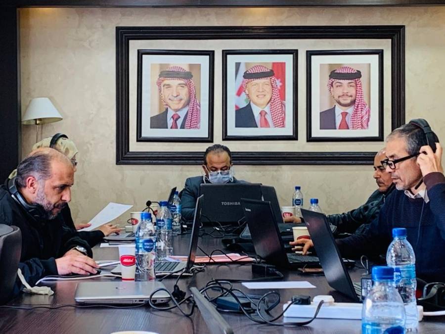 النعيمي يشيد بالجهود  الكبيرة للكوادر المشرفة والعاملة على مشروع  التعليم عن بعد 