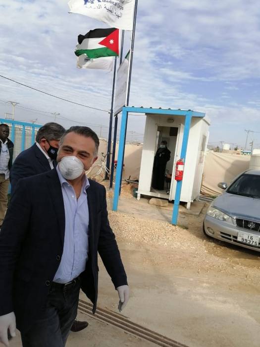 المفرق: وزير التخطيط يتفقد الأسواق التجارية ومخيم الزعتري