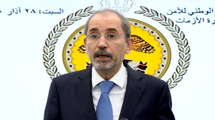 وزير الخارجية: محفظة إلكترونية لإرسال حوالات مالية عبر الهاتف لأبنائنا بالخارج