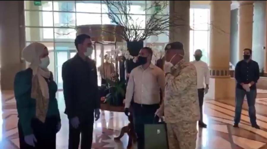 هدية من الملك والملكة وولي العهد لزوجين أقاما حفل زفافهما داخل الحجر الصحي بالبحر الميت (فيديو)