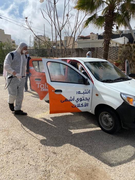 منح تصاريح للمركبات العاملة على توصيل طلبات التسوق