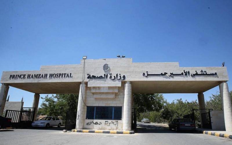 وضع العاملين في قسم عزل كورونا بمستشفى حمزة في فندق بعد دوام لـ 14 يوماً