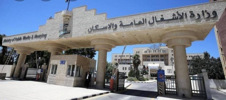 العموش واليعقوب يبحثان إستئناف العمل في المشاريع الانشائية