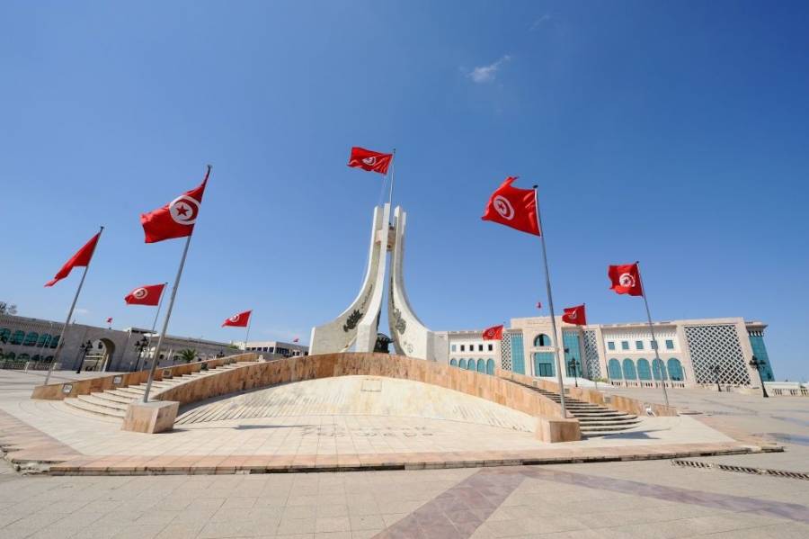 تونس: تحذيرات رسمية من خطورة عدم الالتزام بالحجر الصحي