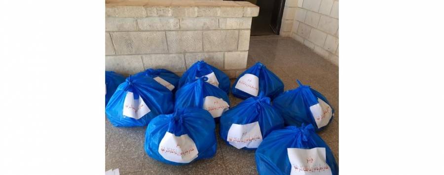لجنة طوارئ بلدية الخالدية توزع مواد غذائية على الأسر العفيفة