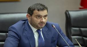 وزير الصناعة والتجارة : سيتم السماح بتصدير السلع بعد احصاء كفايات المملكة منها