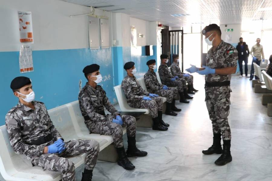 مديرية الأمن العام تواصل التبرع بالدم في محافظتي عجلون والكرك ..صور