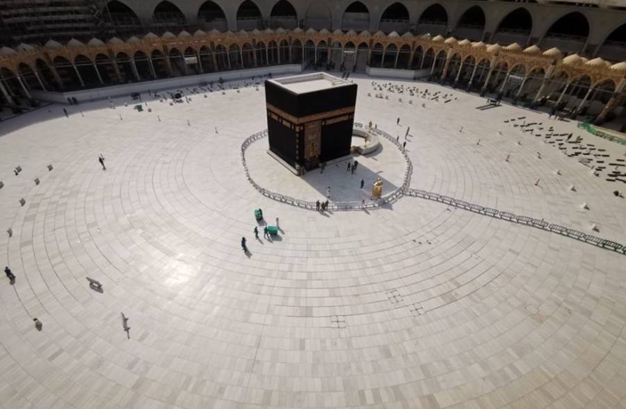 مفتي السعودية: صلاة التراويح والعيد بالبيوت في ظل كورونا