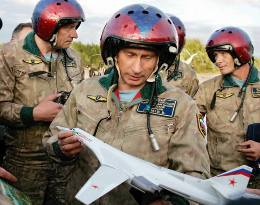 بوتين يأمر وزارة الدفاع بالاستعداد لاستخدام وسائل الجيش في مواجهة كورونا