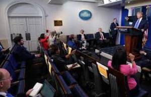 هل تؤثر أشعة الشمس على حياة الفيروس؟ .. خلية الأزمة التابعة للبيت الأبيض تجيب