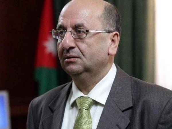 المعايطة يشكك بنوايا الحكومة: أسباب غير طبية وراء اطالة الازمة