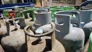 خبير نفطي يُطالب بتخفيض سعر أسطوانة الغاز المنزلي و النائب خوري: أقل من 5 دنانير