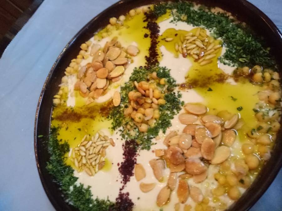 اطباق الحمص والفول تعود لتزين موائد رمضان
