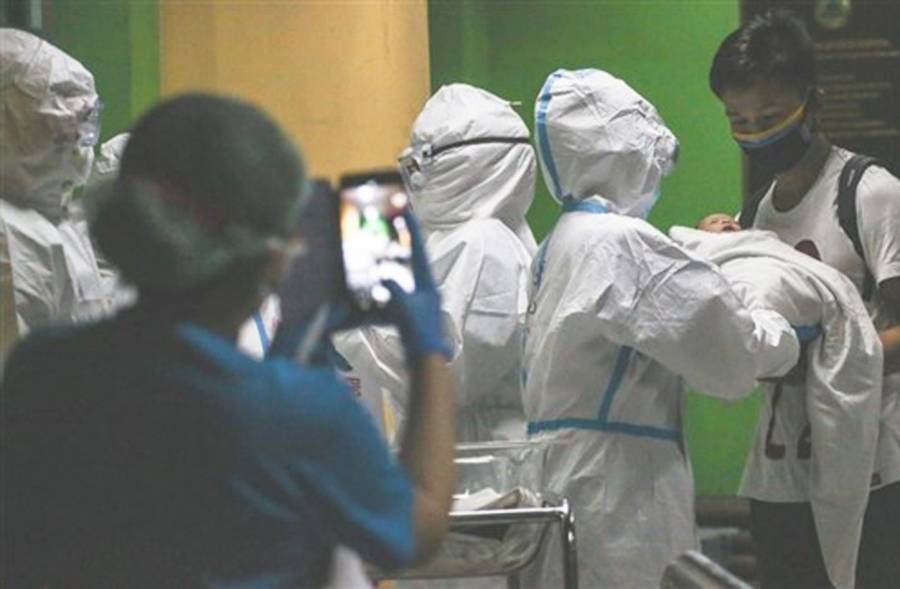 رضيع فلبيني «19 يومًا» يصبح أصغر متعافٍ من فيروس كورونا