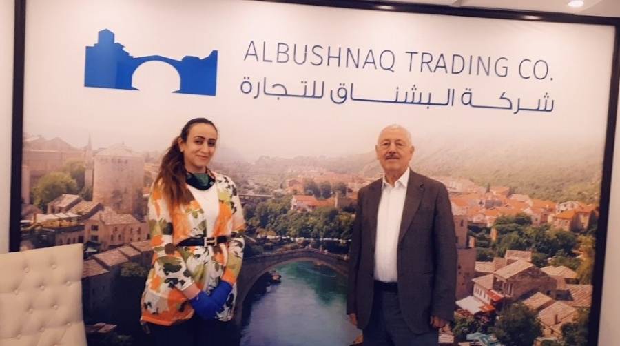 جمعية بادري توزع طرود غذائية على اسر عفيفه في ماركا