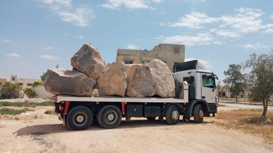المياه: حملة أمنية تضبط شاحنة محملة البازلت المستخرج بطريقة مخالفة في الهاشمية