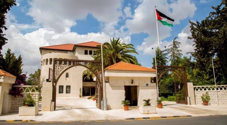 استطلاع رأي: 58 يرون أن أزمة كورونا أعادت الثقة بين الحكومة والمواطنين