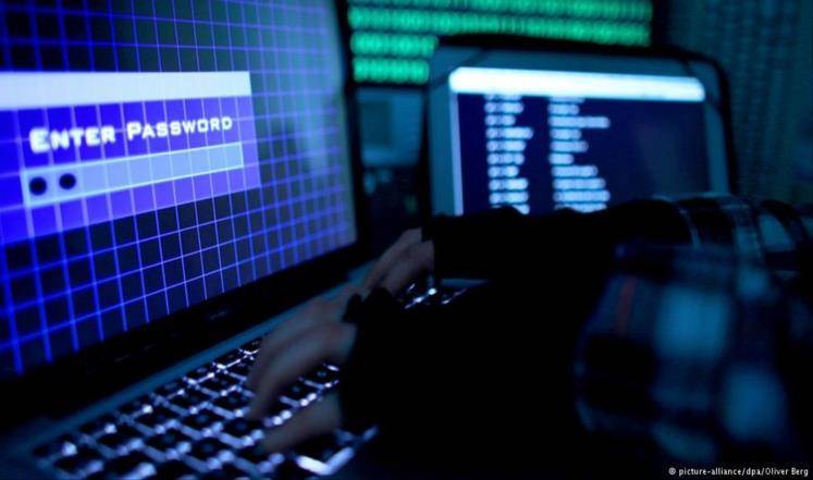 أمريكيا :تتهم الصين بمحاولة اختراق بيانات تتعلق بلقاحات كورونا