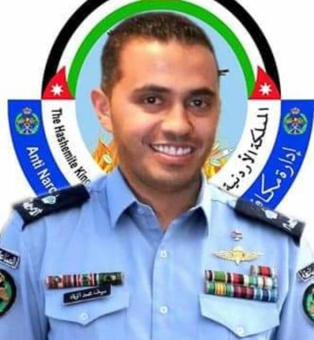 المرحوم الرائد سيف محمد الرقاد... بطل من أبطال حرب مكافحة المخدرات