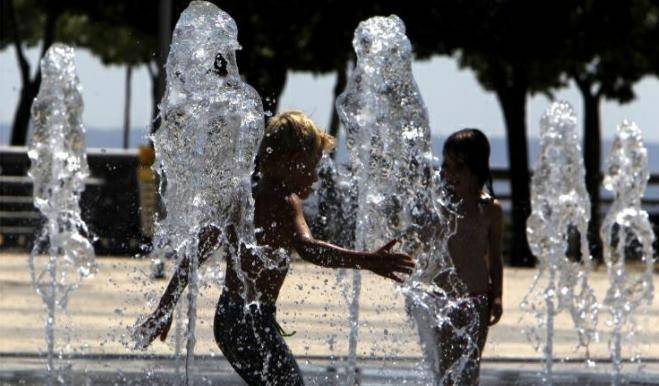 الدفاع المدني يؤكد على مجموعة من الإرشادات الوقائية والنصائح  خلال موجة الحر