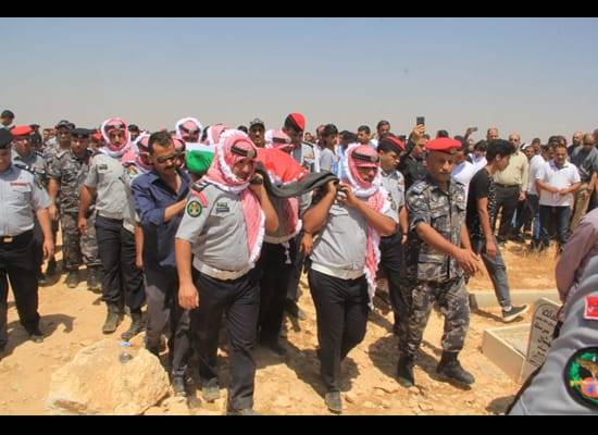 شهيد الركبان وكيل أنس الأسمر.. مرتب الدفاع المدني.. مازلت في قلوبنا لن ننساك