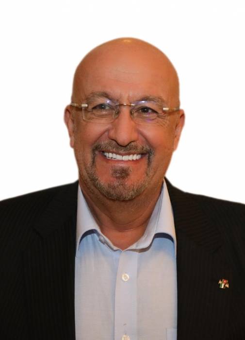 وزير المياه والري : اكثر من 10 الاف اتصال يومي يتلقاها مركز الشكاوي الموحد