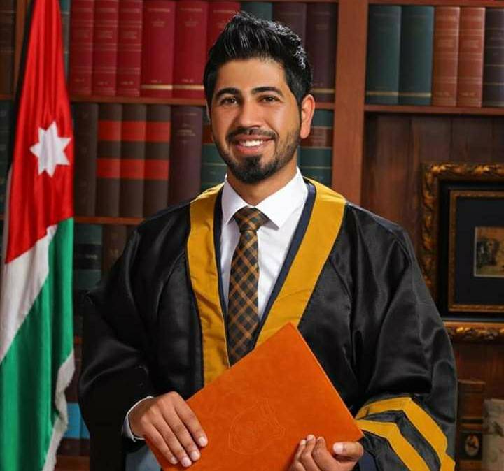 الجبور يهُنى ليث الزبن بحصوله على درجة الماجستير