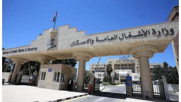 الأشغال تسدد 6.75 مليون دينار للمقاولين والمكاتب الإشرافية