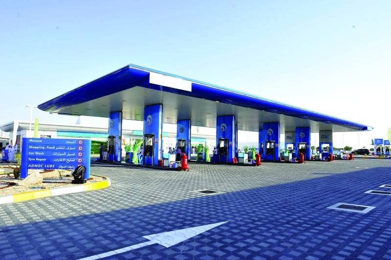 وزارة الطاقة تعلن عن محطات المحروقات المستثناة من قرار حظر التجول الشامل