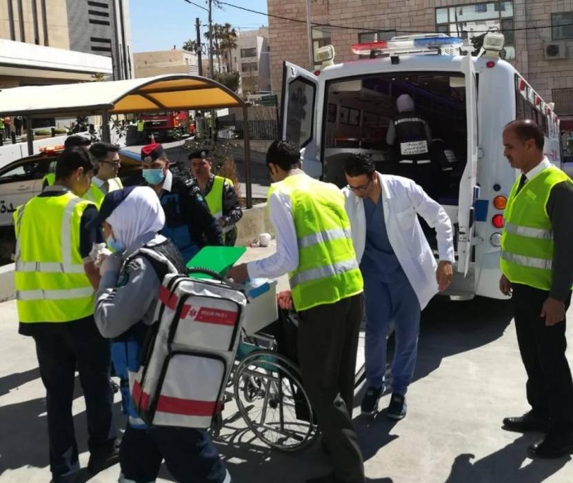 كفاكم جلدا بالدفاع المدني.. أتقوا الله