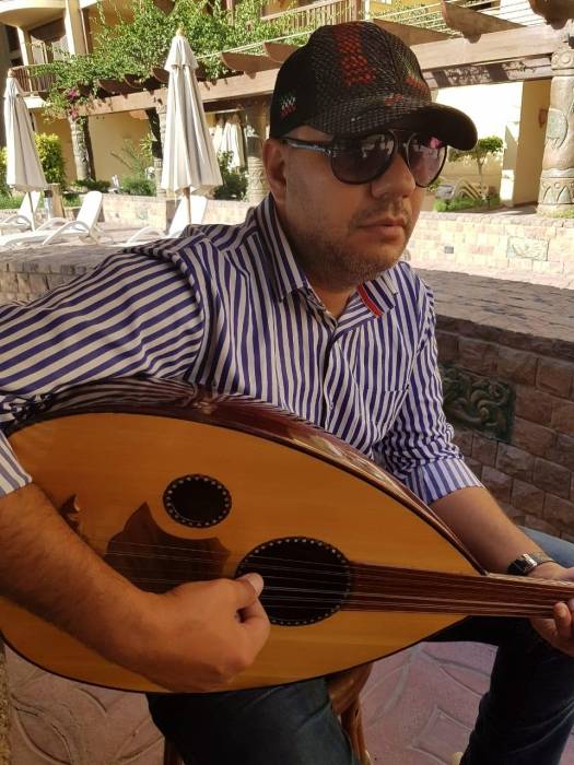 امال رمزى وهشام عمار ضيوف ثالث يوم العيد في برنامج اسرار والنجوم علي قناه مايسترو